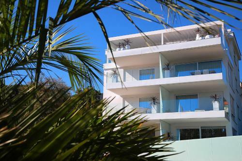 Stylish Apartment 100m From The Beach S2a