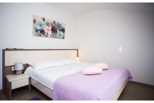 Leon Holiday Home