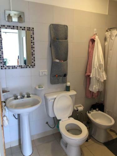 C�moda Habitaci�n Privada En Casa Compartida