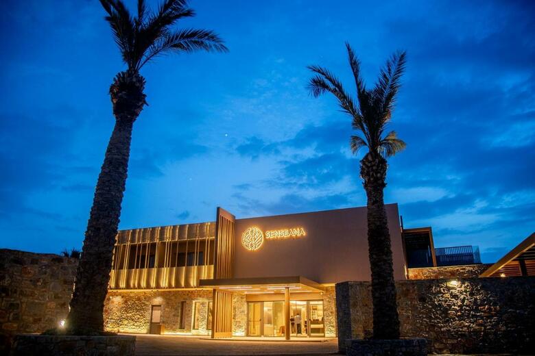 Hotel Senseana Sea Side Resort & Aquadventure
