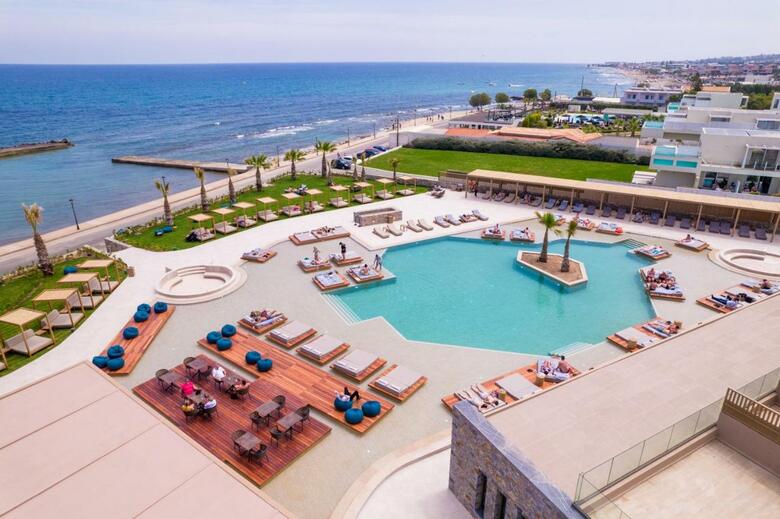 Hotel Senseana Sea Side Resort & Aquadventure
