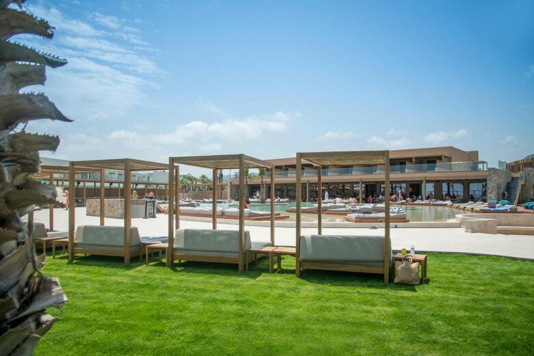 Hotel Senseana Sea Side Resort & Aquadventure