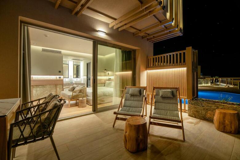 Hotel Senseana Sea Side Resort & Aquadventure