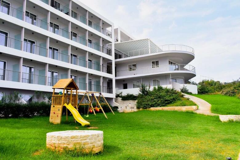 Hotel Atali Village