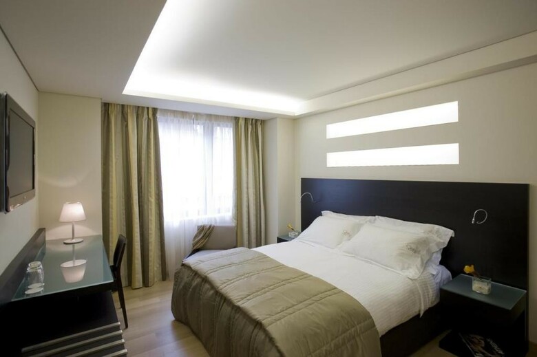 O&b Athens Boutique Hotel