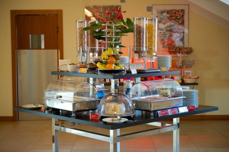Best Western Crystal Palace Hotel