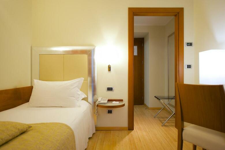 Best Western Crystal Palace Hotel