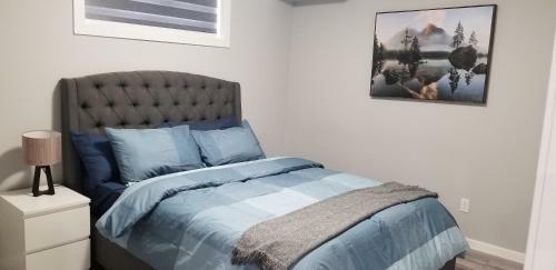 Luxurious 2 Bedroom Basement Suite