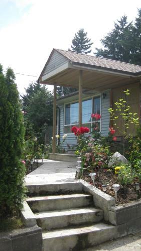 Apartamento Surrey Chic 2 Bdrm Basement Unit