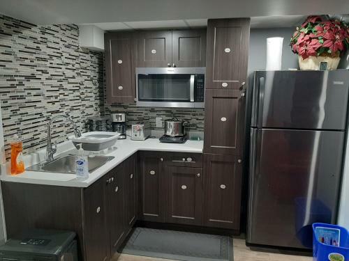 Hostal Luxury, Cozy, Comfortable Home Away From Home