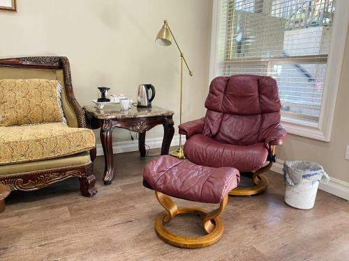 Luxury King 2 Br Garden Suite
