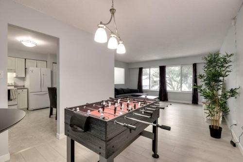 3 Bed House ? Guilford/fleetwood ? Bbq ? Tv Cable