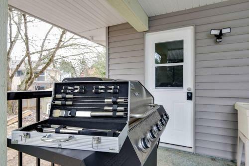 3 Bed House ? Guilford/fleetwood ? Bbq ? Tv Cable