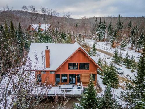 Chalet First Tracks - 5 Bdr With Lake Access And Hot Tub