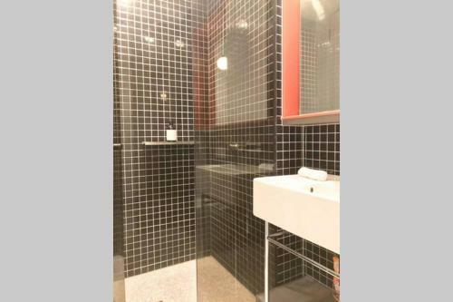 Apartamento Lavish Living Cbd - 2 Bd2 Bath - Nr Melb Central