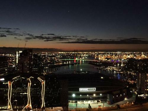 Hudson Sea View Apartments At Southern Cross