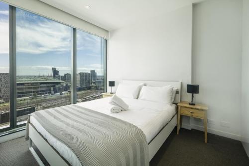 Hudson Sea View Apartments At Southern Cross