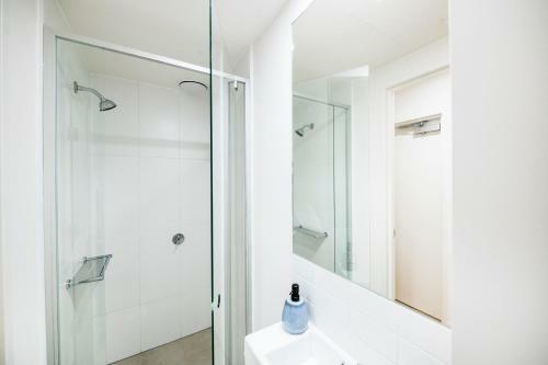 Apartamento Scape Atira Peel, Melbourne