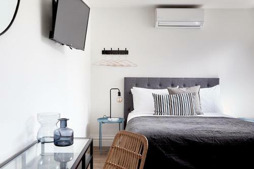 Richmond Studio Apartments