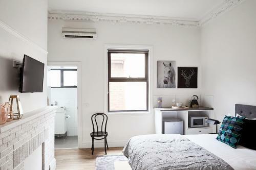Richmond Studio Apartments