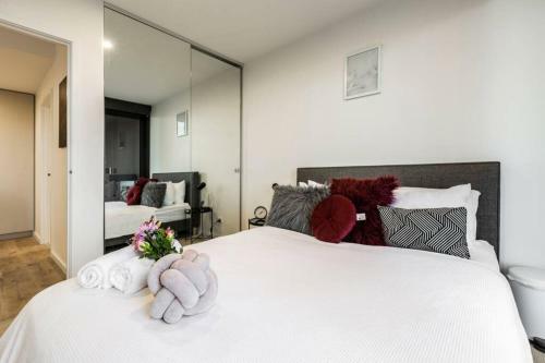 Southbank Stunning Waterview Apartment!