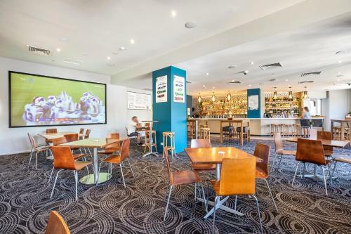 Royal Hotel By Nightcap Social