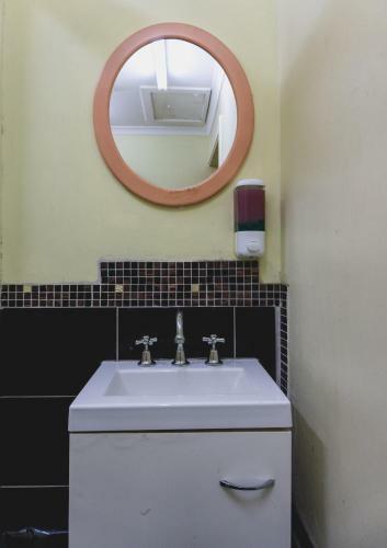 Albergue Royal Derby Hotel