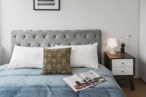 The Dudley Apartments By Ready Set Host