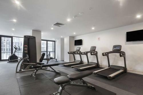 The Dudley Apartments By Ready Set Host