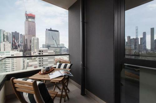 The Dudley Apartments By Ready Set Host