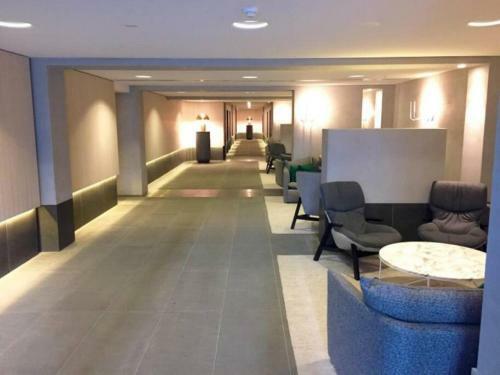 Readyset Apartments At Emerald