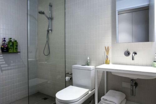 Readyset Apartments At Emerald