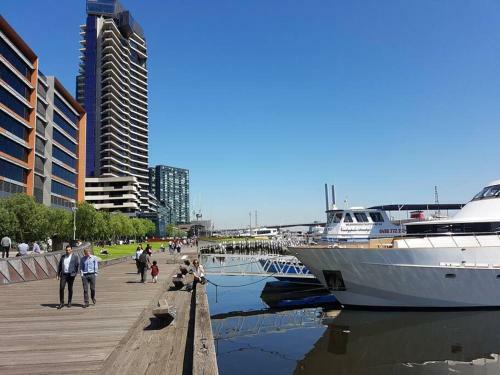 Apartamento Melbourne Docklands Riverside Views
