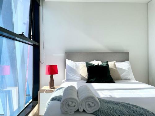 Readyset Apartments On Bouverie