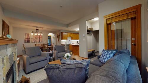 Renovated Escape In Amazing Location