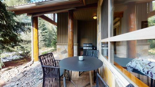 Renovated Escape In Amazing Location