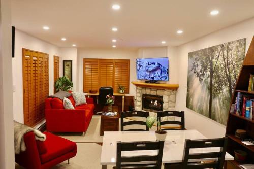 Apartamento Whistler Luxury Ski In/out+ Parking+hottub + Pool