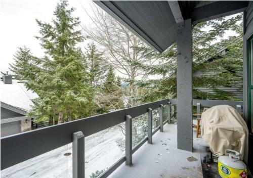 Northern Lights 31 By Mc Luxury Rentals