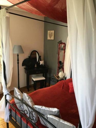 G�te "l'�chapp�e Amoureuse Et F��rique"