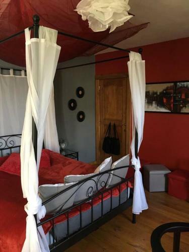 G�te "l'�chapp�e Amoureuse Et F��rique"