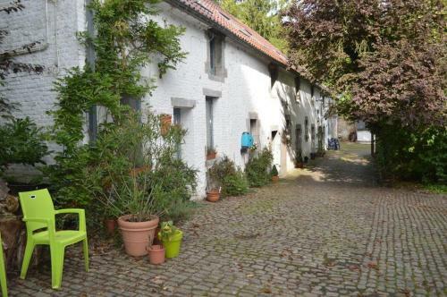 Bed & Breakfast La Gentilhommi�re Du Ch�teau De Ragnies