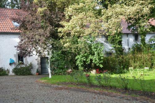 Bed & Breakfast La Gentilhommi�re Du Ch�teau De Ragnies