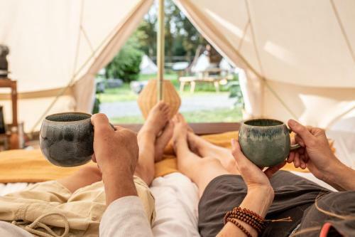 Cocoon Village - Glamping - Domaine Des Grottes De Han