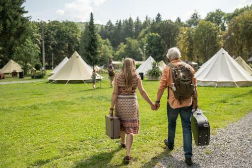 Cocoon Village - Glamping - Domaine Des Grottes De Han