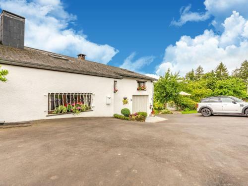 Quaint Holiday Home In Trois-ponts Near Forest