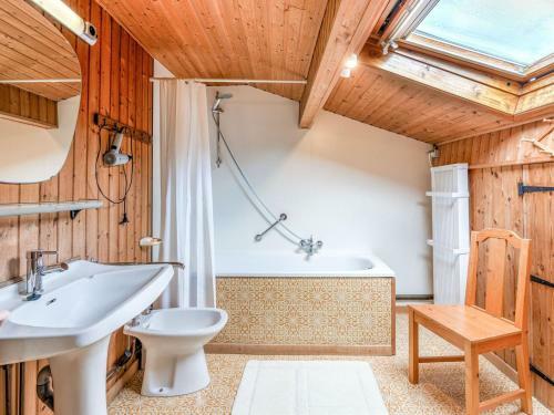 Quaint Holiday Home In Trois-ponts Near Forest
