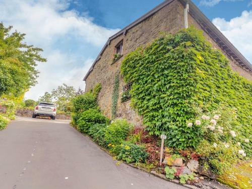 Quaint Holiday Home In Trois-ponts Near Forest