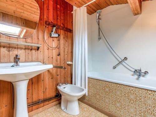 Quaint Holiday Home In Trois-ponts Near Forest