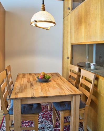 Apartamento Gro�e Wohnung Mitten In St. Moritz Am See