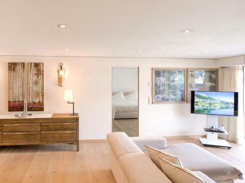 Apartment Chesa Piz Padella - St- Moritz